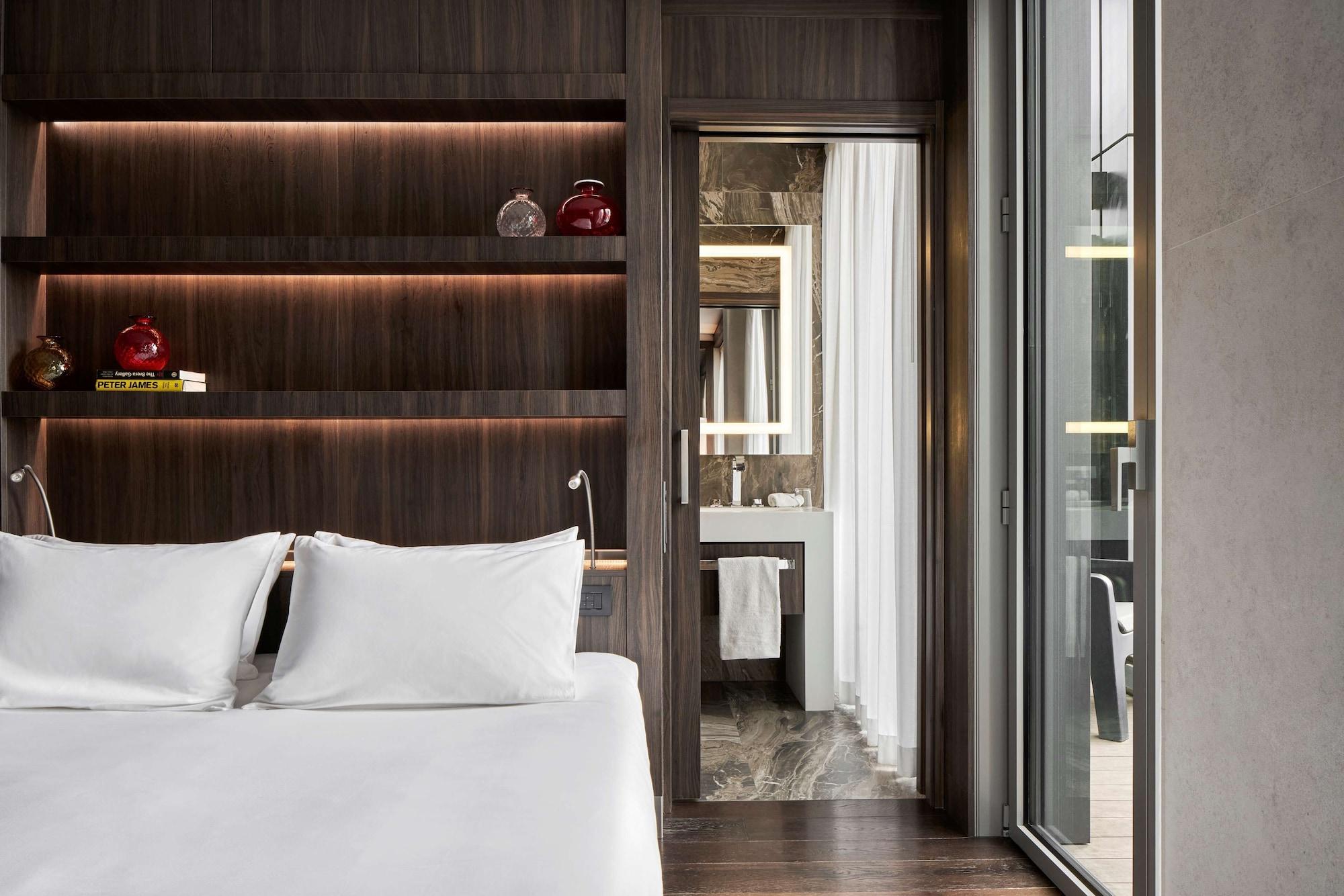 Hyatt Centric Milan Centrale Екстериор снимка